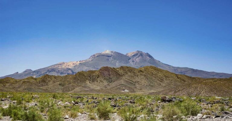 700,000-Year-Old ‘Extinct’ Volcano Could Be Awakening, Experts Warn - Featured image