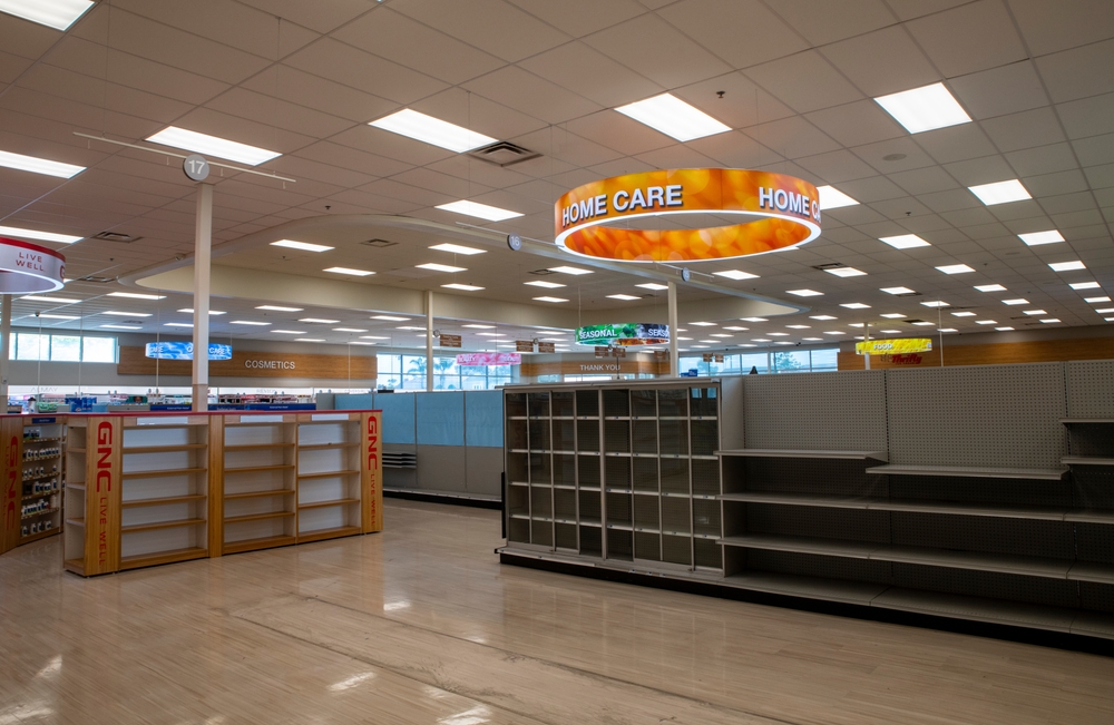 The Islands of Channel, C. 2025 June 9 empty shelves, shop closure. Ryty's ice cream