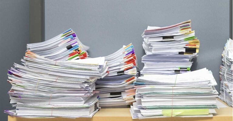 Could Your ‘Tossing’ Habit Be a Sign of ADHD? Here’s What Experts Say - Featured image