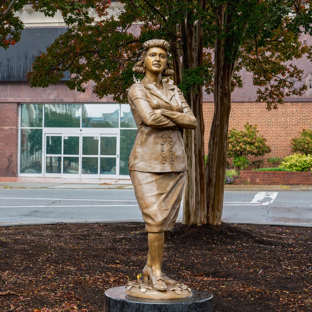 Roanoke, VA - Oct. 20, 2023: Statue of Henrietta Lacks by sculptor Lawrence Bechtel, whose cells, known as the He La line, have contributed to many medical breakthroughs.