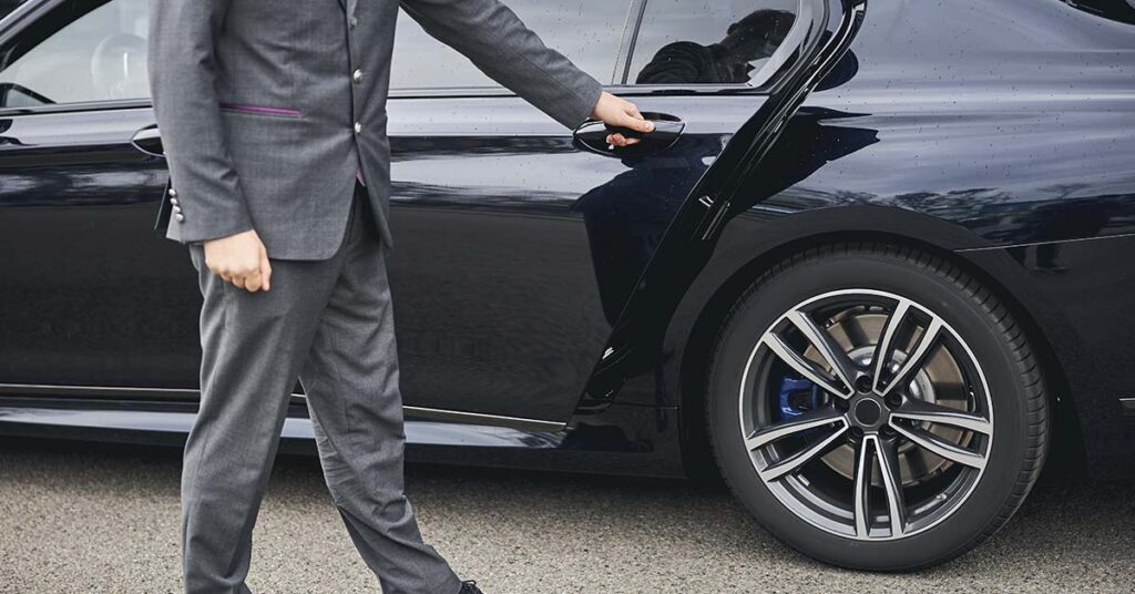 How Alice Walton Surpassed Rivals to Claim the Title of World’s Richest Woman - Featured image