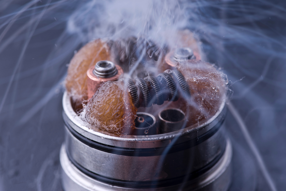 preparation of the atomizer for the electronic cigarette