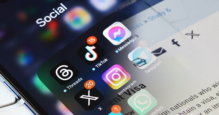 U.S. May Require Visa Waiver Travelers to Share Five Years of Social Media Activity - Featured image