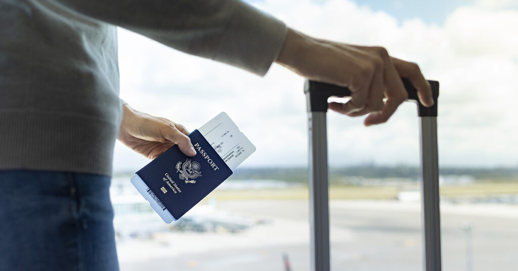 US Nationals Targeted in Travel Ban by Two Countries - Featured image