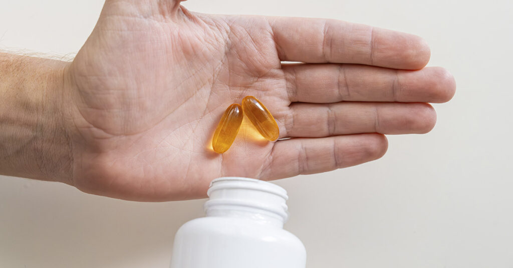 Stop Taking Vitamin D Immediately If You Have These 4 Symptoms, Doctors Warn - Featured image