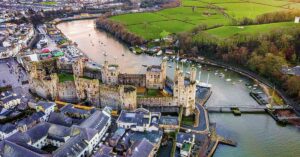 Deliberate Lying Could Cost Politicians Their Seats in This Country Caernarfon Castle, a majestic medieval fortress-palace located on the banks of the River Seiont in North Wales.