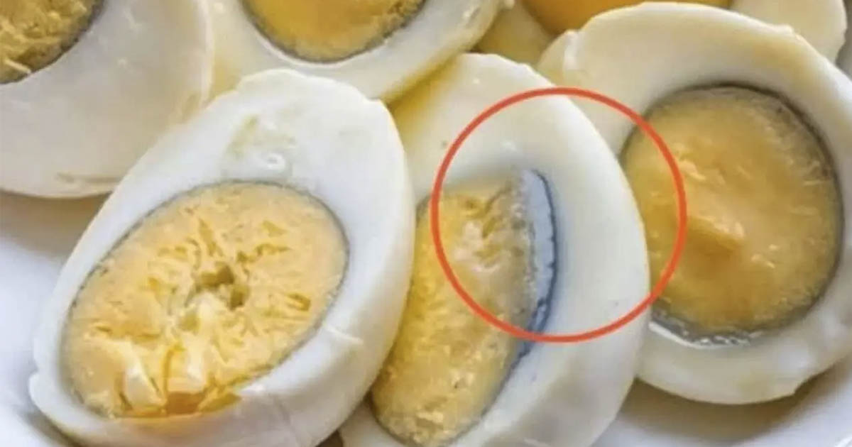 Why Do Hard-Boiled Eggs Sometimes Get a Green Ring?