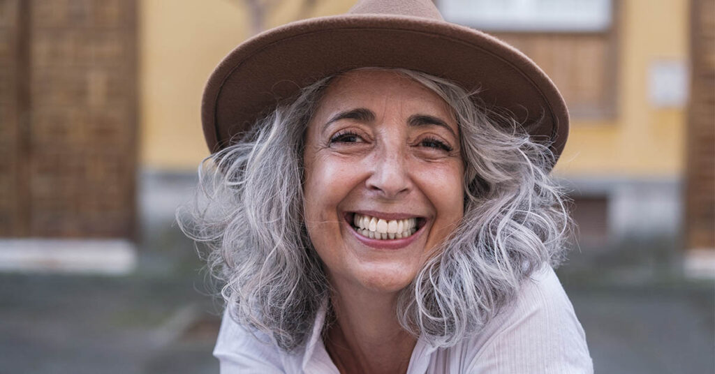 Happy After 50: Things to Avoid Doing to Stay Smiling - Featured image