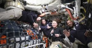 Artemis II crew
