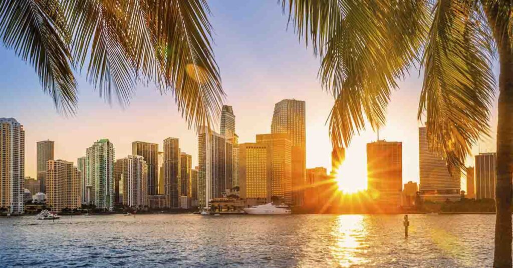 New Yorkers Fleeing To Florida and Texas Are Being Slapped With a ‘Secret Tax’ - Featured image