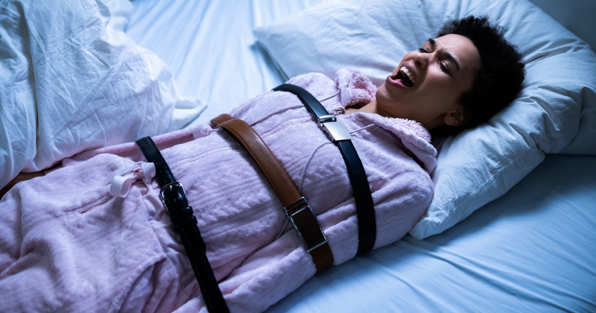 Sleep Paralysis Explained: Why the Body Freezes While the Mind Wakes