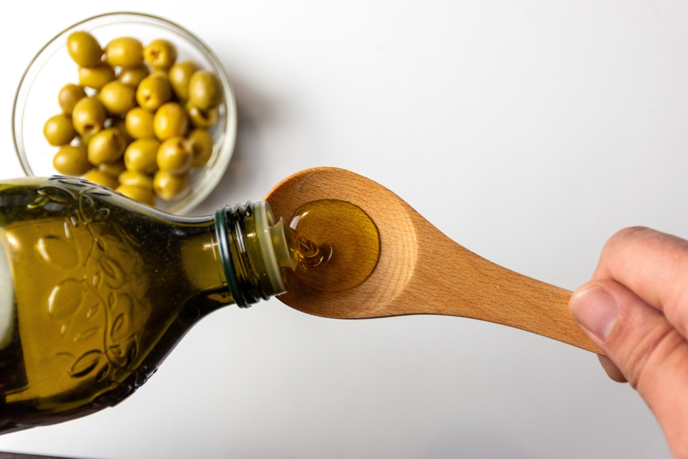 I Tried 10+ Olive Oil Brands. Here’s 5 That Don’t Suck