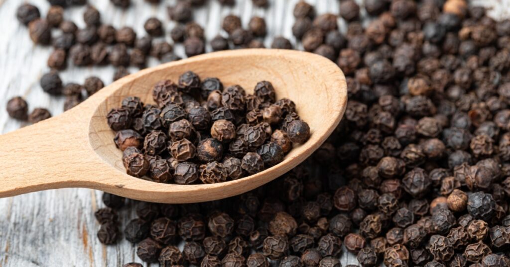 7 Anti-Inflammatory Spices Backed by Science - Featured image