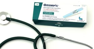 How to Stop Ozempic, Wegovy & Mounjaro Safely Ozempic. Semaglutide Injection. Sterile Ozempic pen. Ozempic, Semaglutide medical device. Diabetes. Obesity treatment. Weight Loss. Weight Loss