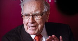 Warren Buffett Exposed the Top Reason for Donald Trump's Business Failures Warren Buffett