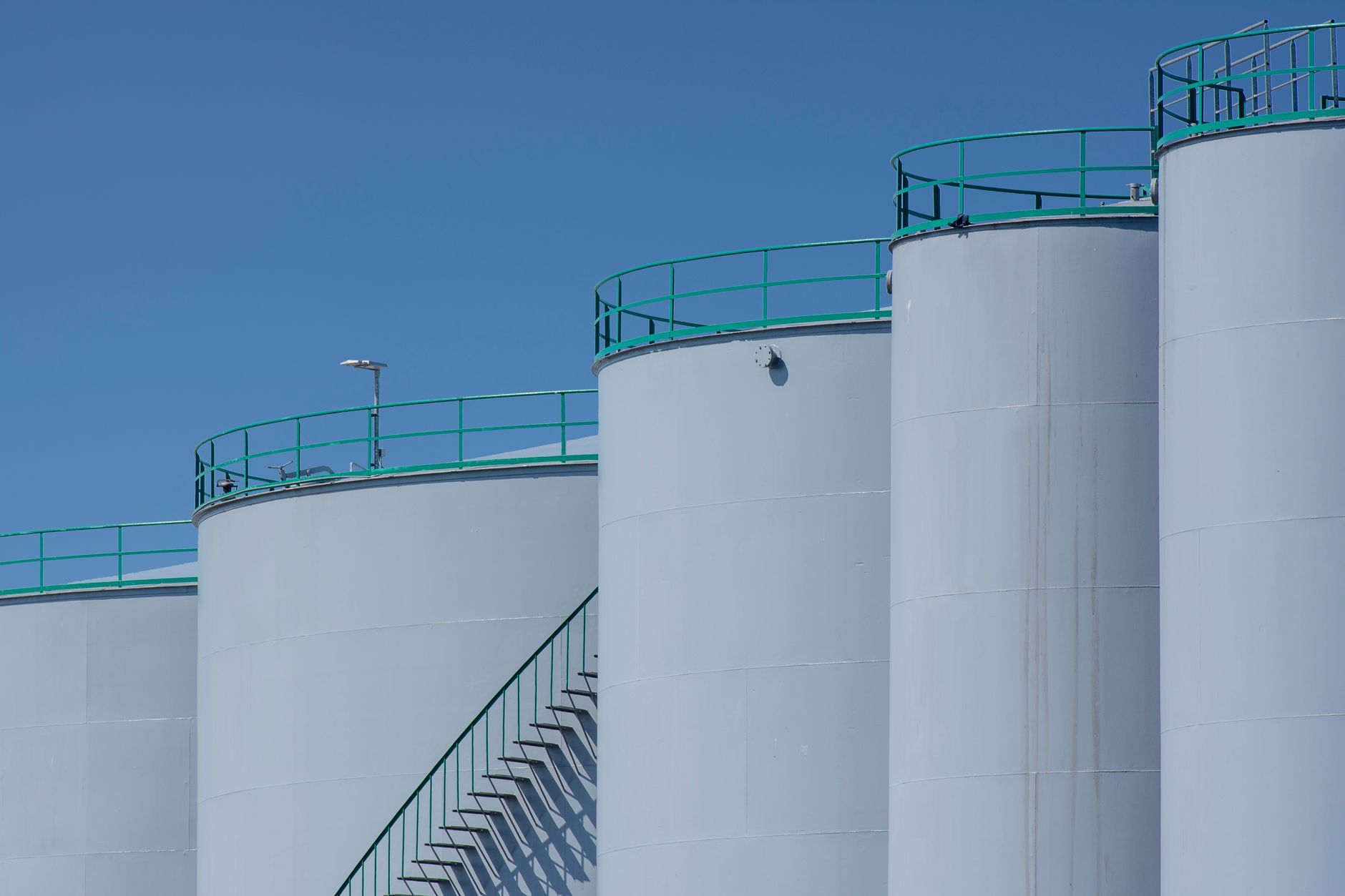 State Issues urgent warning to thousands as chemical tank threatens explosion