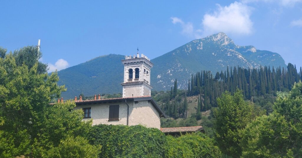 Italy Is Paying Over $100K to Move to the Alps. Here’s What You Need to Know - Featured image