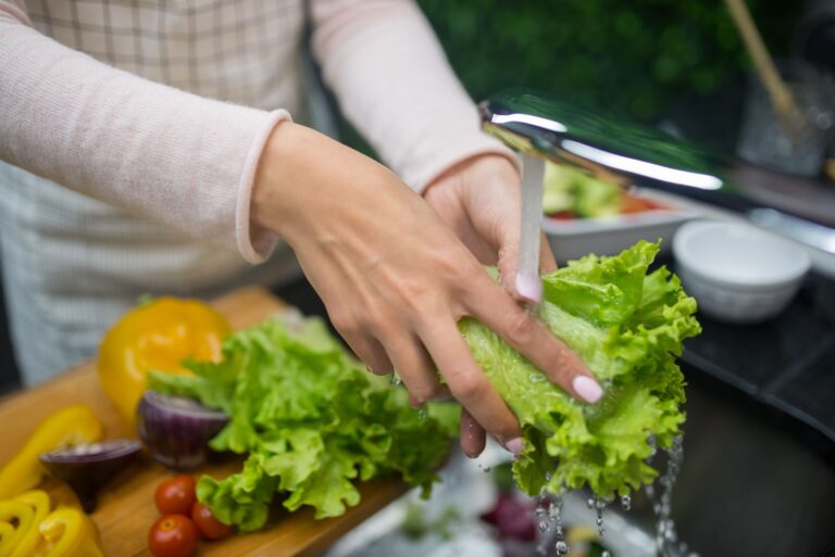 When ‘Clean Eating’ Becomes an Obsession: The Risks No One Talks About - Featured image