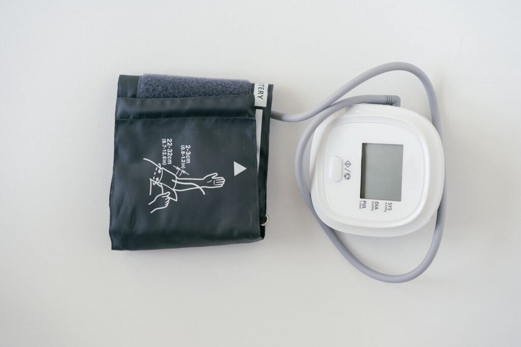 Extremely High Blood Pressure Symptoms You Should Never Ignore - Featured image