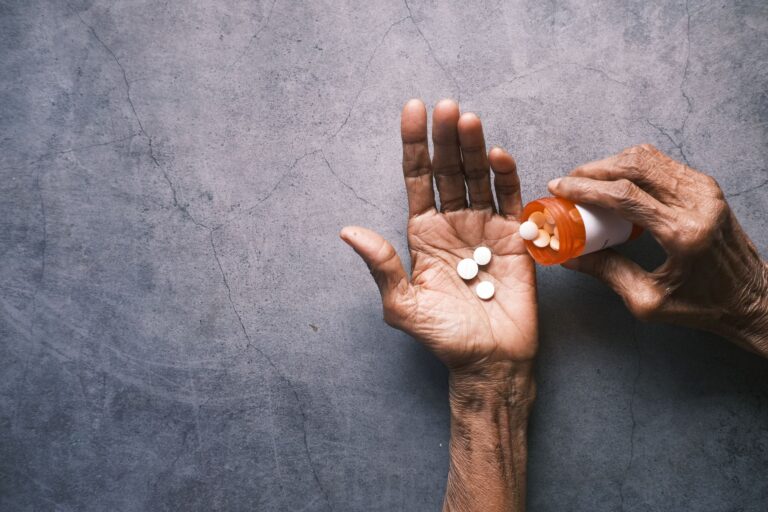 Dementia Risk Increases by 33 Per Cent in Millions Who Take Drug, Study - Featured image