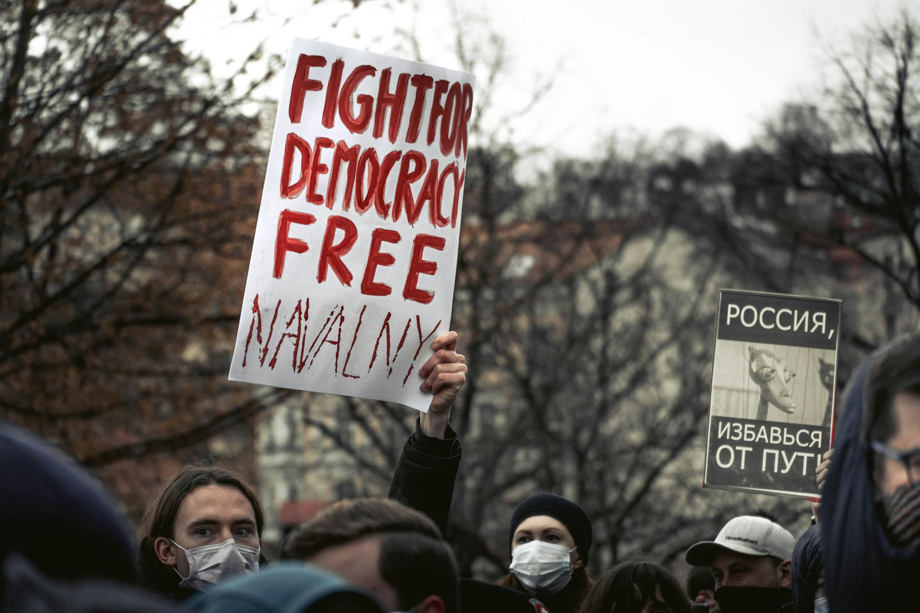 Most Americans Now Support Removing Trump — Here’s What That Actually Takes