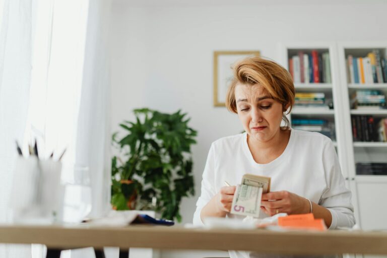 Social Security Could Cut Your Check by $500/Month in 2032 - Featured image