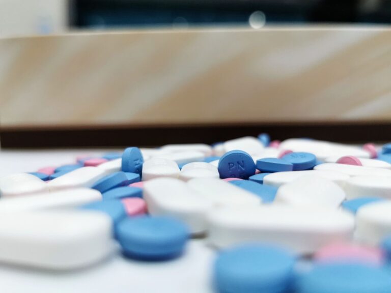 The Common Sleep Pill That May Leave You Too Impaired to Drive - Featured image
