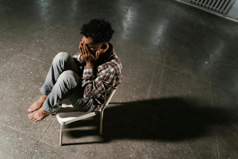Is a Fear of Rejection a Sign of Avoidant Personality Disorder? - Featured image