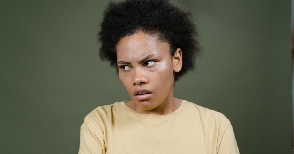 10 Phrases People Who Are Mentally & Emotionally Messed up Usually Say in Casual Conversation - Featured image