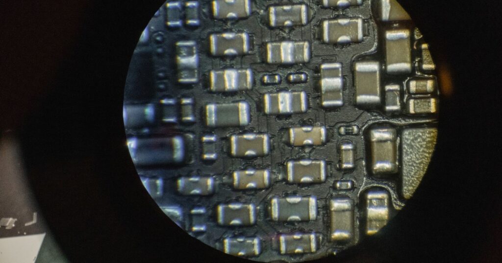 A Tiny Chip Could Cut AI’s Massive Energy Bill by 70% - Featured image
