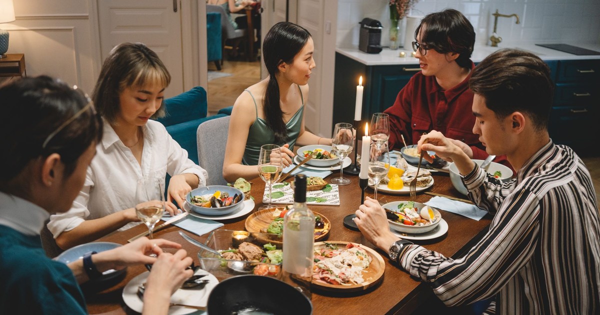 The 6 P.M. Eating Rule That Cardiologists Say Most of Us Are Breaking