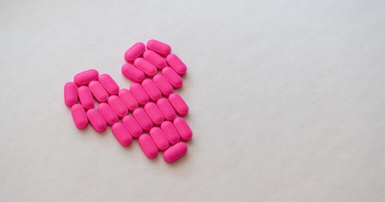 Widely Used Thyroid Drug May Be Linked to Higher Risk of Heart-Related Death - Featured image