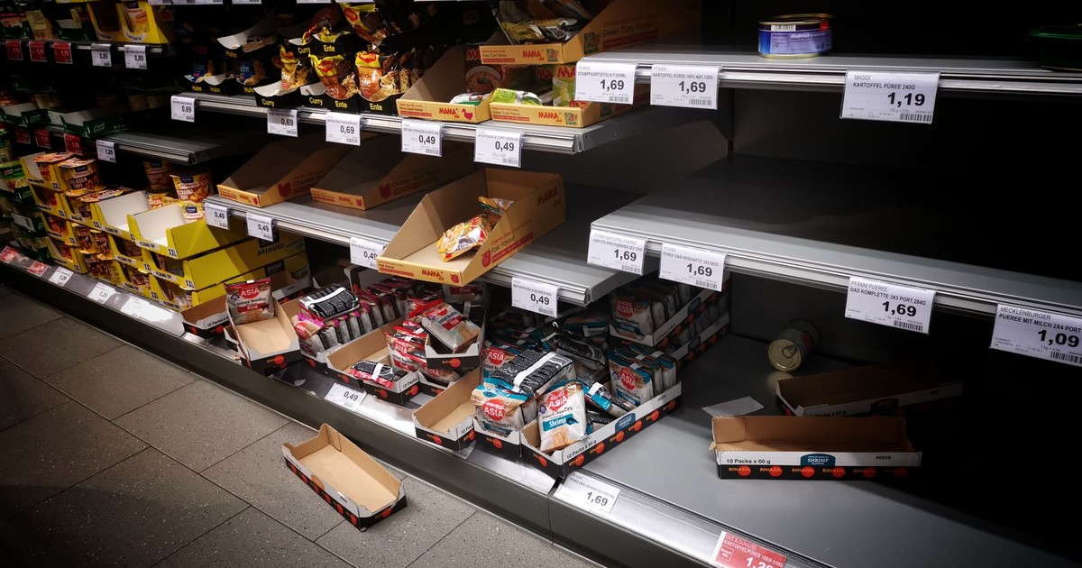 List of Foods Most at Risk as Supermarket Shortages Loom