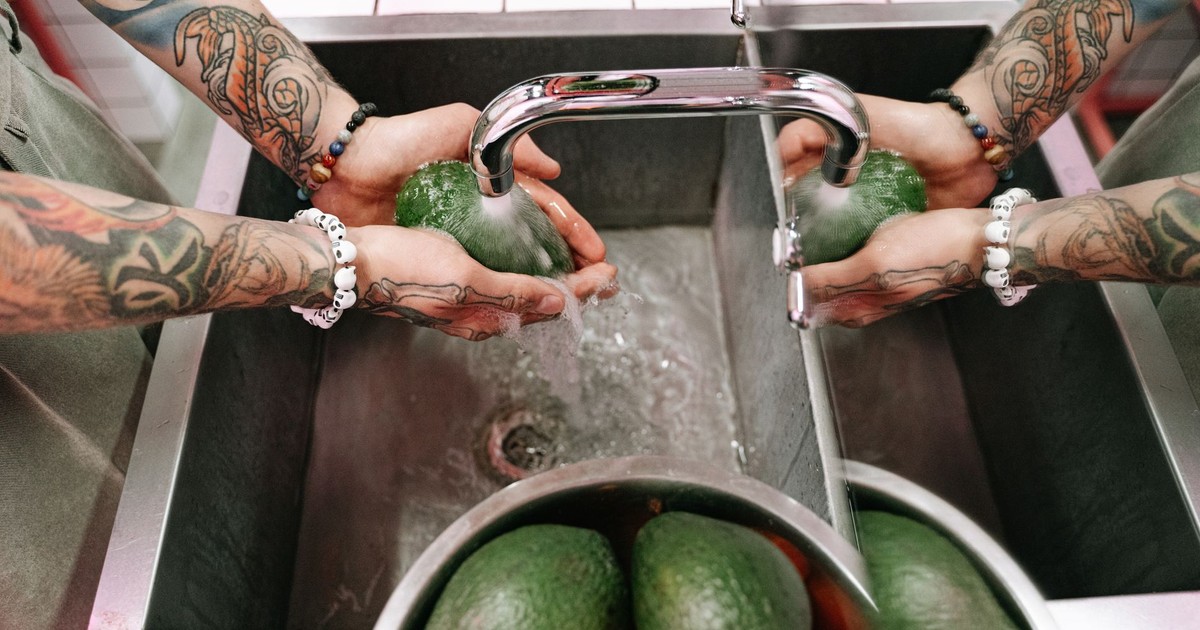 Nearly 1 in 5 Avocados Tests Positive for This — Here’s What to Do