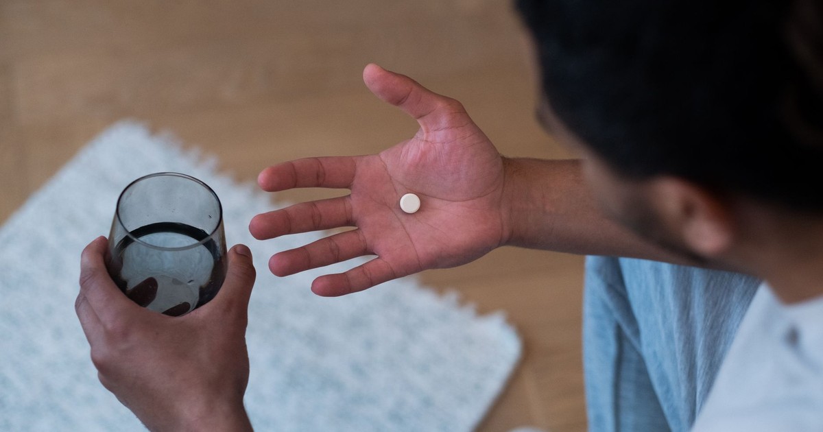 Before You Add the New Tylenol With Naproxen to Your Medicine Cabinet, Check What Else You Already Take