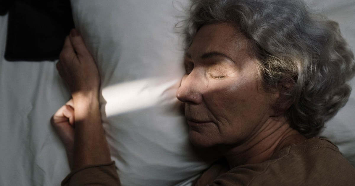 Your Sleep Duration May Be More Closely Linked to Alzheimer’s Than You Think, Study Finds