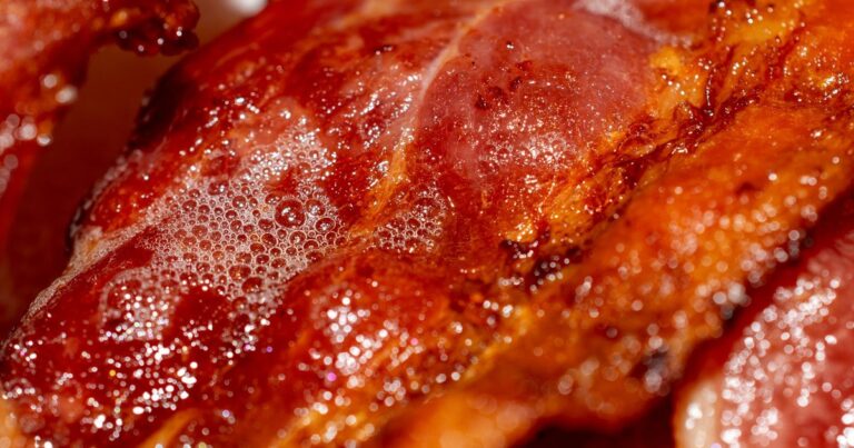 6 Popular Foods Quietly Raising Your Risk of Heart Disease - Featured image