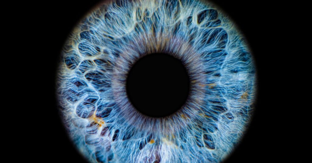 Doctors Injected a Woman’s Own Mitochondria Into Her Eyes. Here’s What Happened. - Featured image