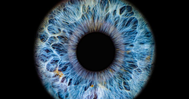 Doctors Injected a Woman’s Own Mitochondria Into Her Eyes. Here’s What Happened. - Featured image
