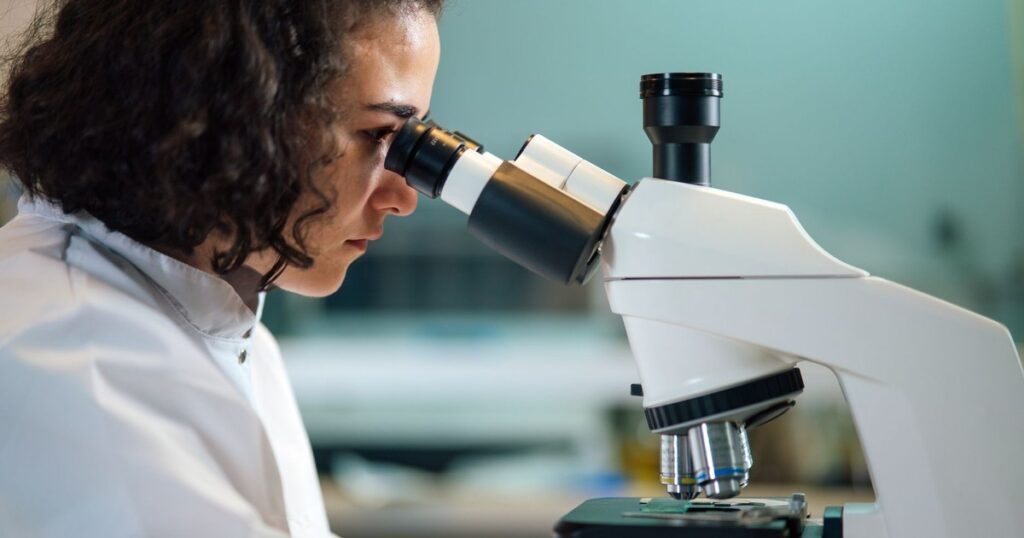 A Rare Alzheimer’s Mutation Just Revealed a Protein Fold Nobody Had Ever Seen - Featured image