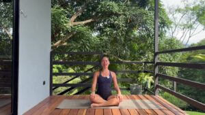 Day 5 : Side Body Yoga Stretches to Create Space (15 Min)