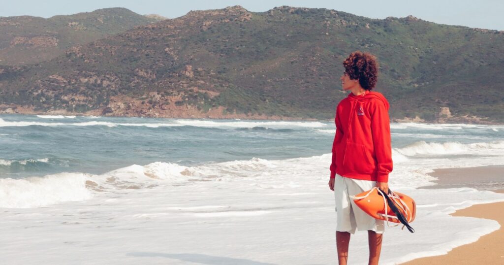 Teen Lifeguard’s First Rescue Came in 10-Foot Waves. He Never Let Go - Featured image