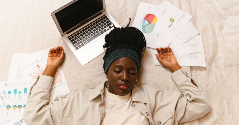 5 Different Illnesses That Cause Severe Fatigue May Share the Same Biology - Featured image
