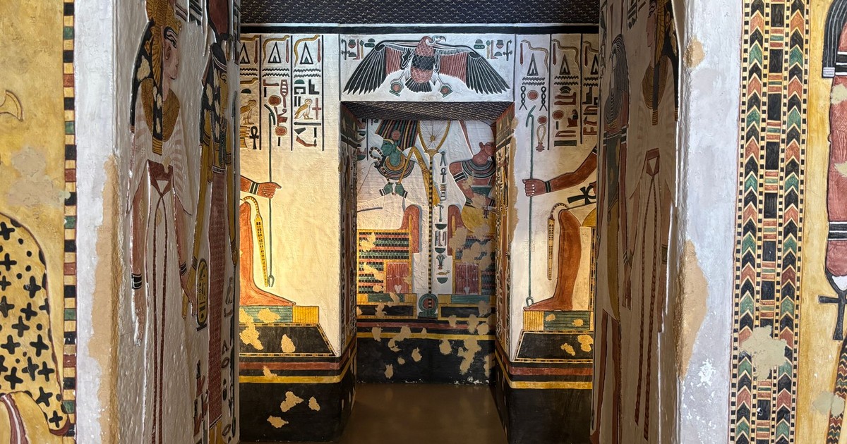 4,300-Year-Old Egyptian Tomb Has a Door No Living Person Could Open