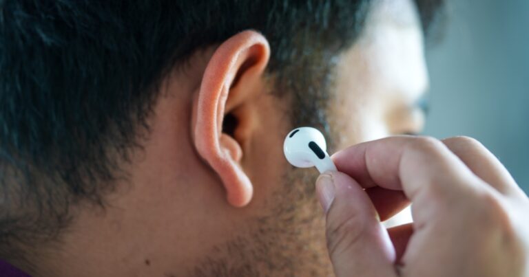 Future AirPods Could Read Your Brain Waves. Apple Already Patented the Technology - Featured image