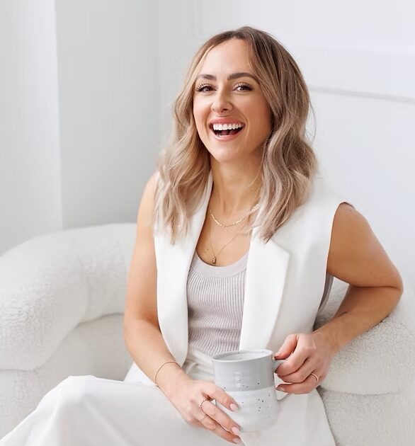 Dr. Courtney Holmberg, BSc ND profile photo