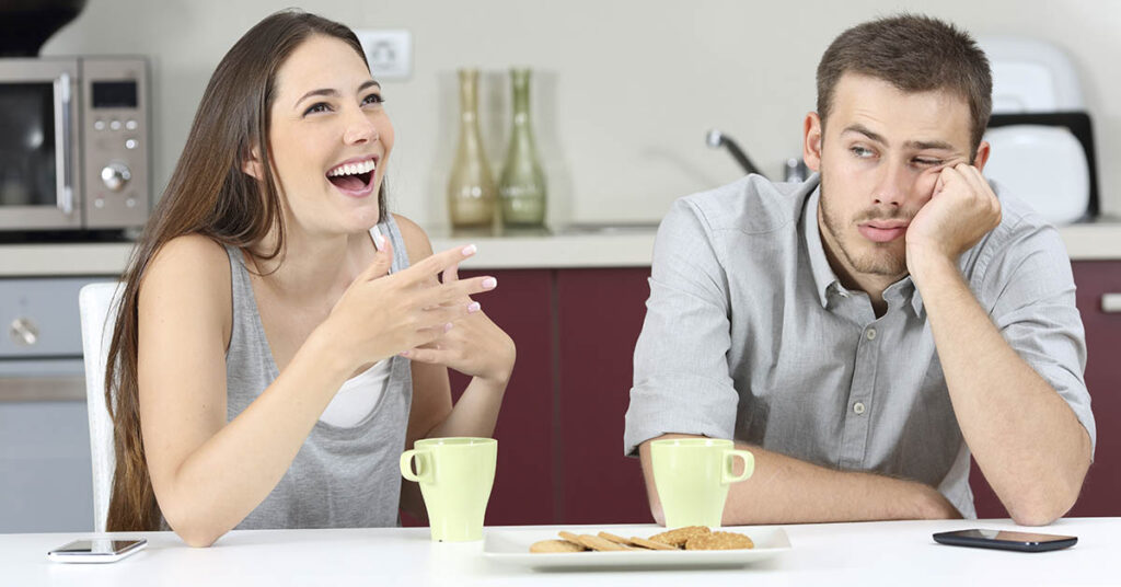 When A Man No Longer Loves His Wife, It’s Easy To See These Signs