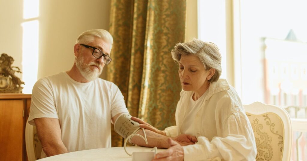 Why Blood Pressure Often Rises in the Morning - Featured image